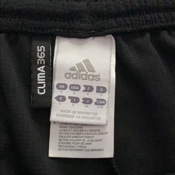 Adidas shorts - Picture 2 of 4